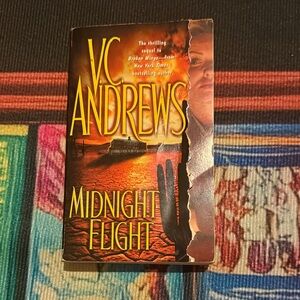 VC Andrews 'Midnight Flight' Book Paperback